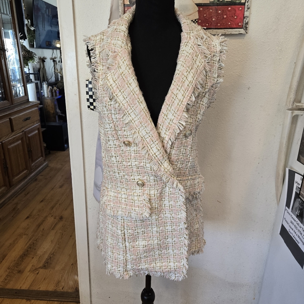 NEW TWEED VEST